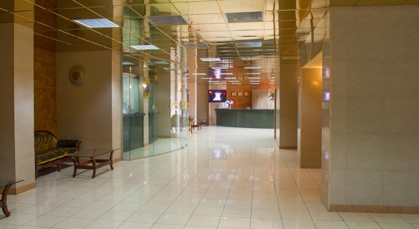 Hotel Mir, Kharkivs'ka