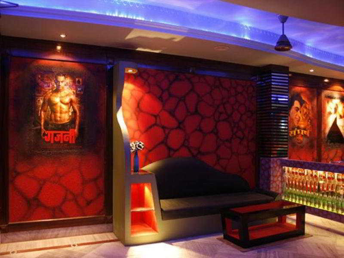 Public Area 2, Surya Varanasi, Varanasi