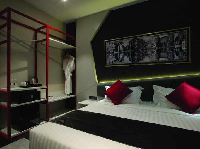 Bedroom 19
