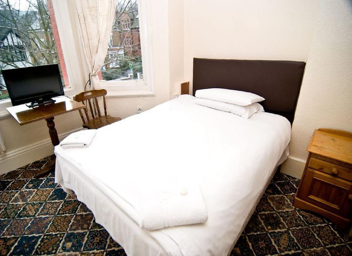 Bedroom 2, Charlies, London