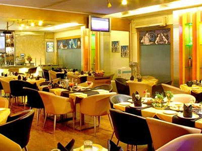 Food & Drinks 4, Plaza Mumbai, Mumbai Suburban