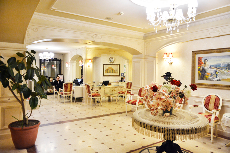 Food & Drinks 5, The And Hotel Sultanahmet, Fatih