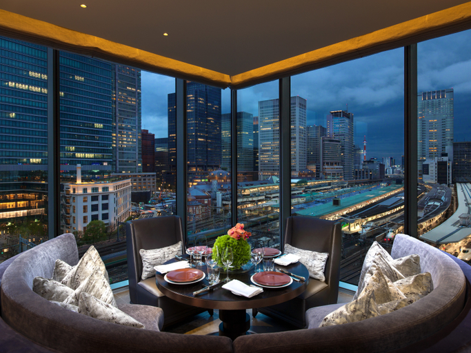 Public Area 4, Four Seasons Hotel Tokyo at Marunouchi, Chiyoda