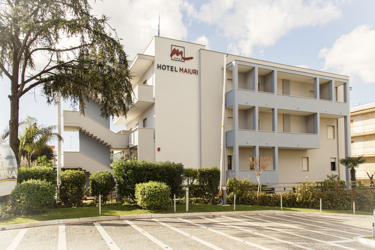 Exterior & Views 2, Hotel Maiuri, Napoli