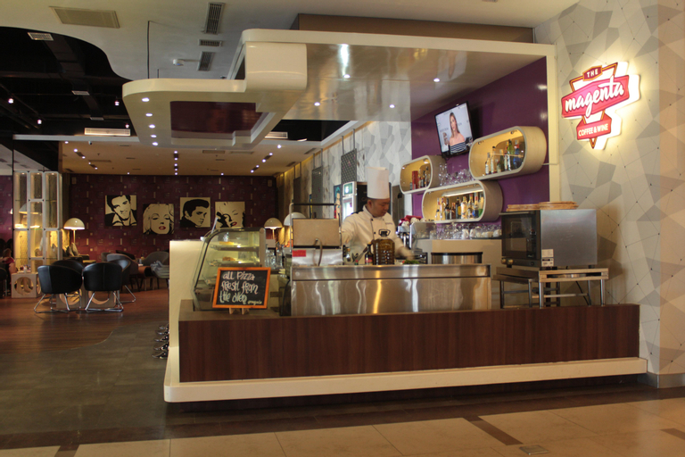 Holiday Inn Bandung Pasteur, Bandung
