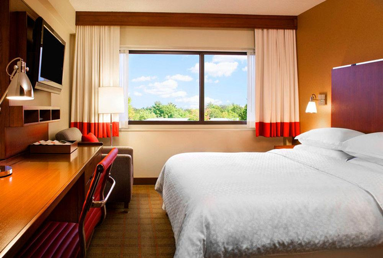 Bedroom 3, Four Points By Sheraton Little Rock Midtown, Pulaski