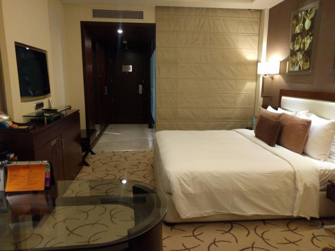 Bedroom 5, Lemon Tree Premier 2, Gurugram, Gurgaon