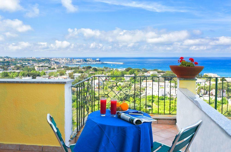 Exterior & Views 2, Parco dei Principi Resort & Spa, Napoli