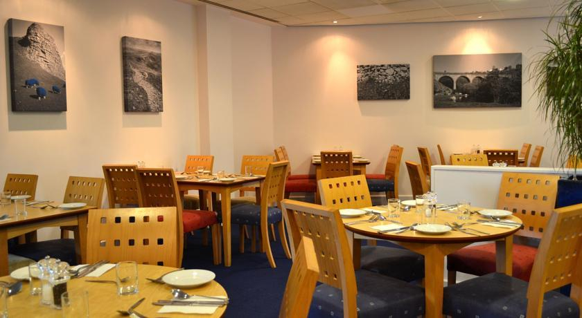 Food & Drinks 5, Travelodge Derby Cricket Ground, Derby