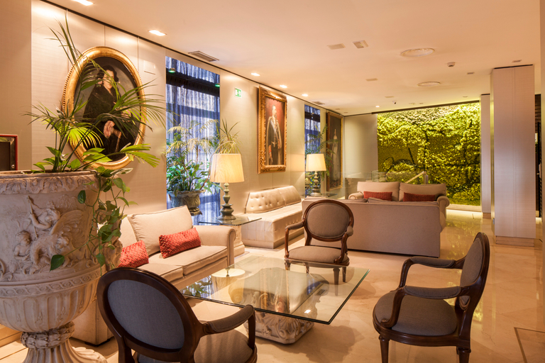 Public Area 4, Inhala Hotel Garden, Madrid
