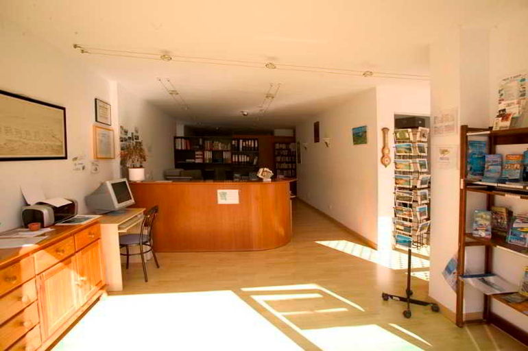Public Area 3, Camel Spring, Las Palmas