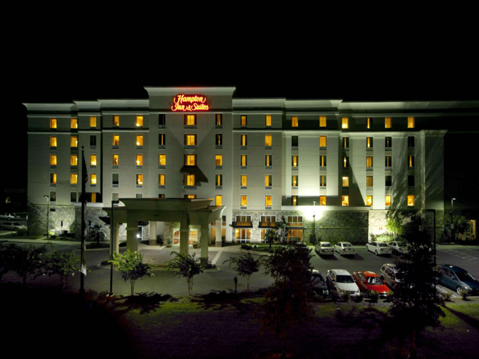 Public Area 2, Hampton Inn & Suites Raleigh Durham Airport, Wake