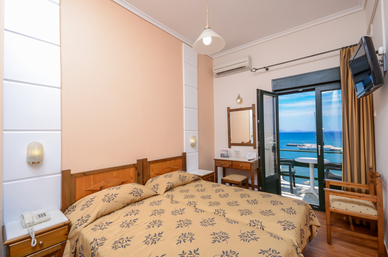 Bedroom 2, Coronis Hotel, South Aegean