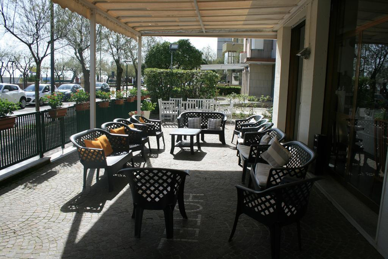 Food & Drinks 5, Hotel Mare, Pesaro E Urbino