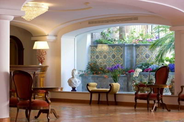 Public Area 5, Grand Hotel La Favorita, Napoli
