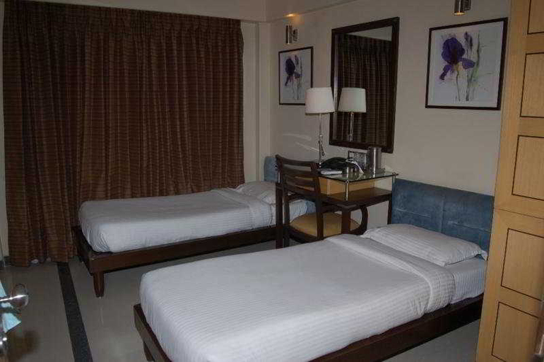 Bedroom 2, Hotel Sapna Marine, Mumbai City