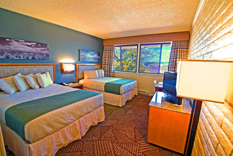 Bedroom 5, Thunderbird Lodge at Canyon De Chelly, Apache
