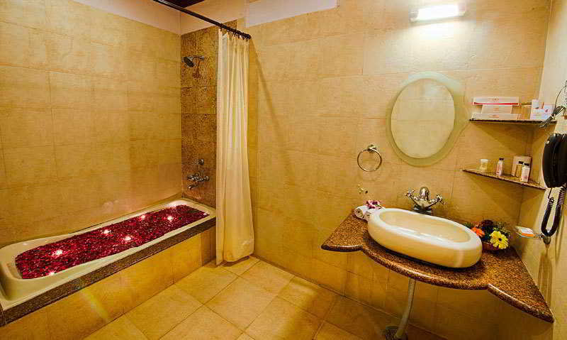 Bathroom, Nirali Dhani & Resort, Jodhpur