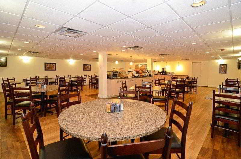 Food & Drinks 5, Charlottetown Inn & Conference Centre, Queens
