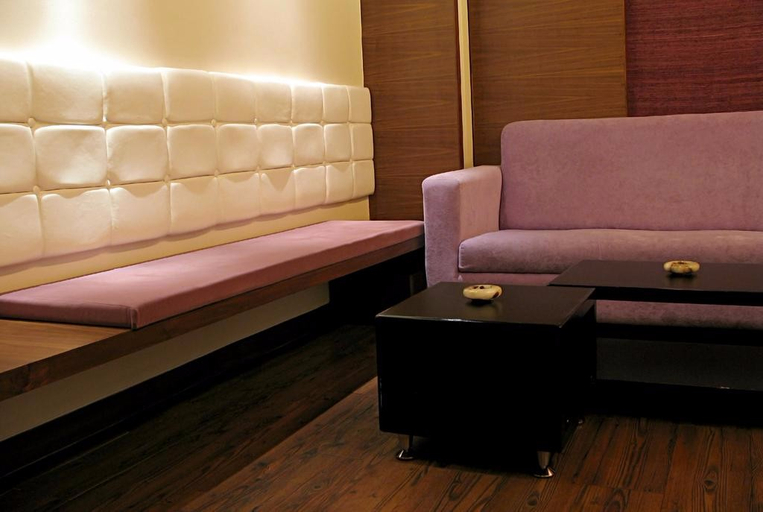 Public Area 3, Hotel Studio Estique, Pune