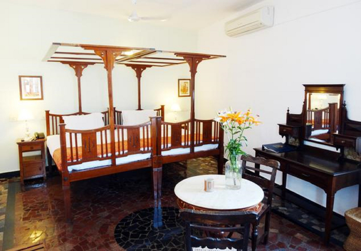 Bedroom 2, Welcomheritage Panjim Inn, North Goa