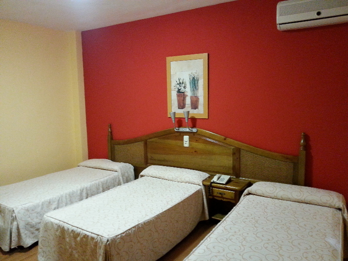 Bedroom 2, Hotel La Curva, Granada