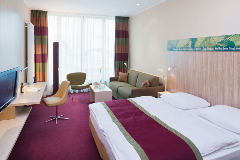 Bedroom 3, Mövenpick Hotel Frankfurt City, Frankfurt am Main