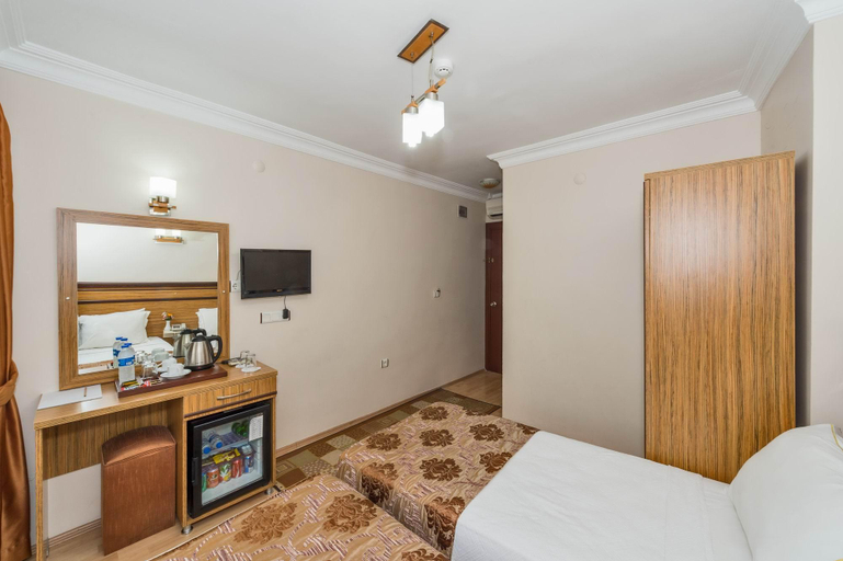 Bedroom 3, May Hotel, Fatih