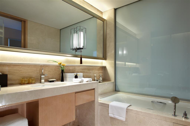 Bathroom 5, Sheraton Wuxi Binhu, Wuxi