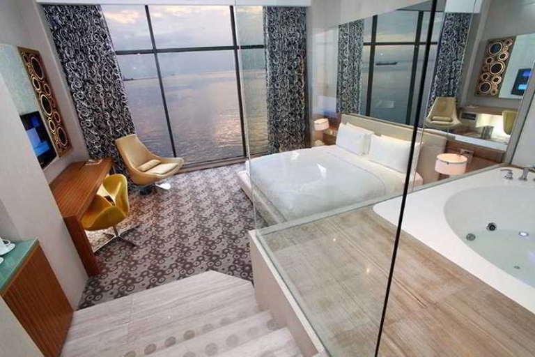 Bathroom 4, Hotel H2O, Manila City