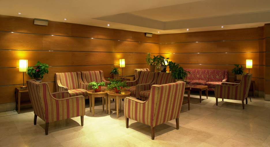 Food & Drinks 5, Infanta Mercedes, Madrid