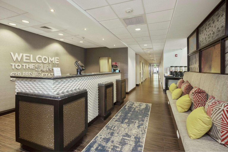 Public Area 2, Hampton Inn & Suites Orlando-Apopka, Orange