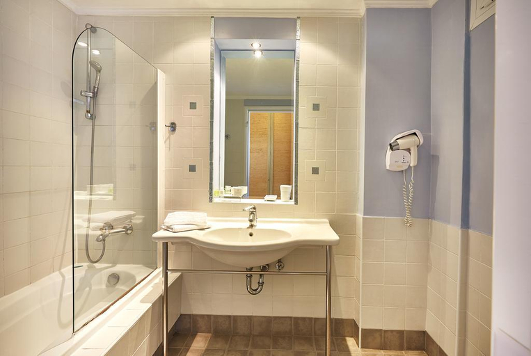 Bathroom 5, Ilio Mare, East Macedonia and Thrace