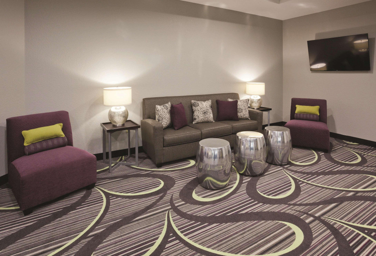 Public Area 2, La Quinta Inn & Suites Bloomington West 2011, Hennepin