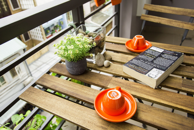 The Nguyens Café DCT, Quận 1