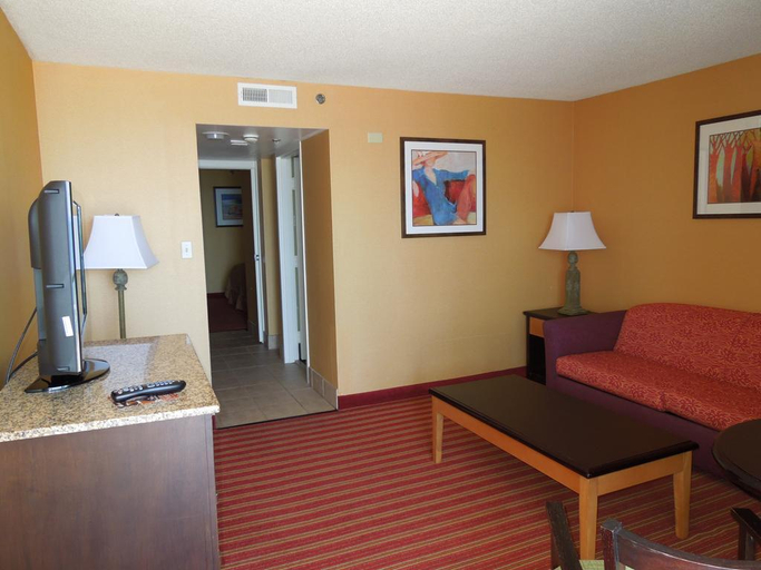 Bedroom 3, Comfort Inn & Suites Oceanfront, Virginia Beach