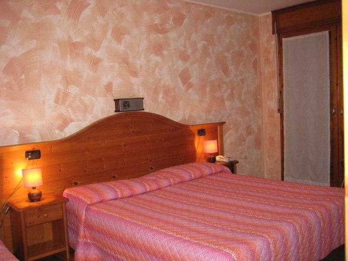 Bedroom 3, Holiday Debili, Torino