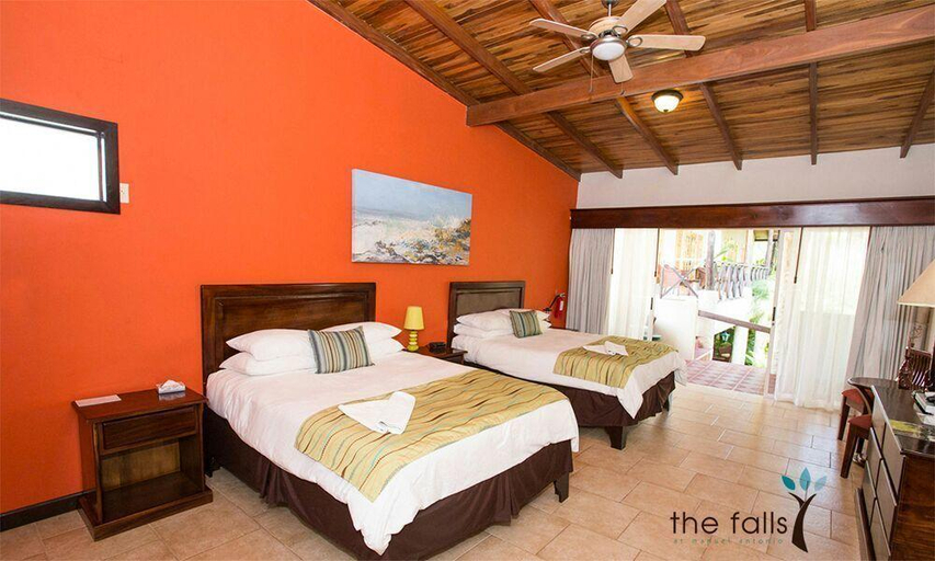 Bedroom 4, The Falls Resort, Aguirre