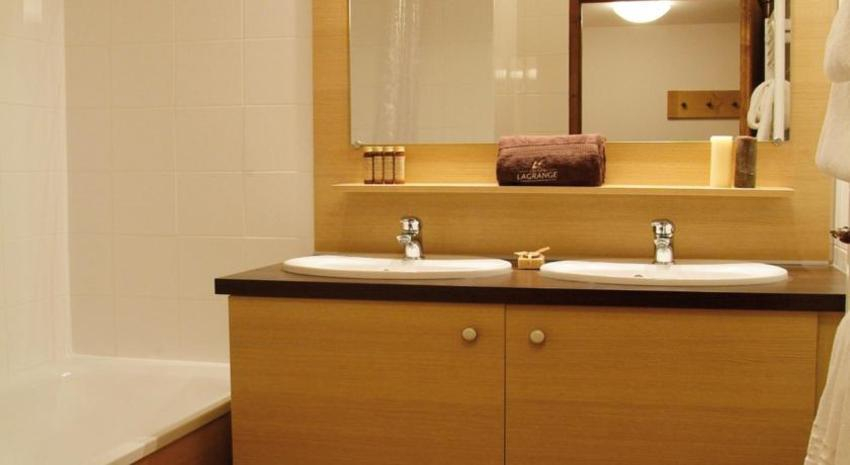 Bathroom, Lagrange Vacances Residence Cybele, Savoie