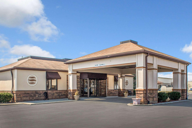 Comfort Inn East, Lucas
