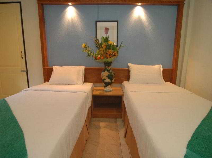 Bedroom 3, Lanta Nice Beach Resort, Ko Lanta