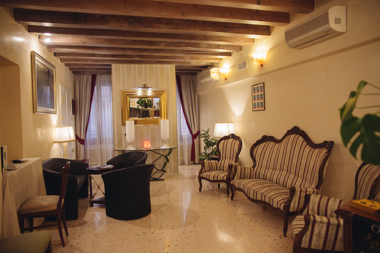 Public Area 2, Hotel Antigo Trovatore, Venezia