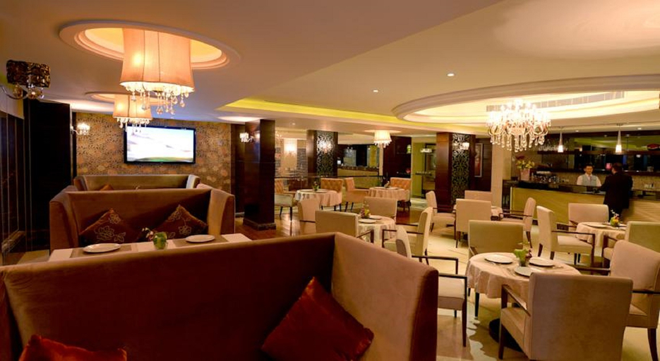 Food & Drinks 5, Boudl Al Woroud, Riyadh