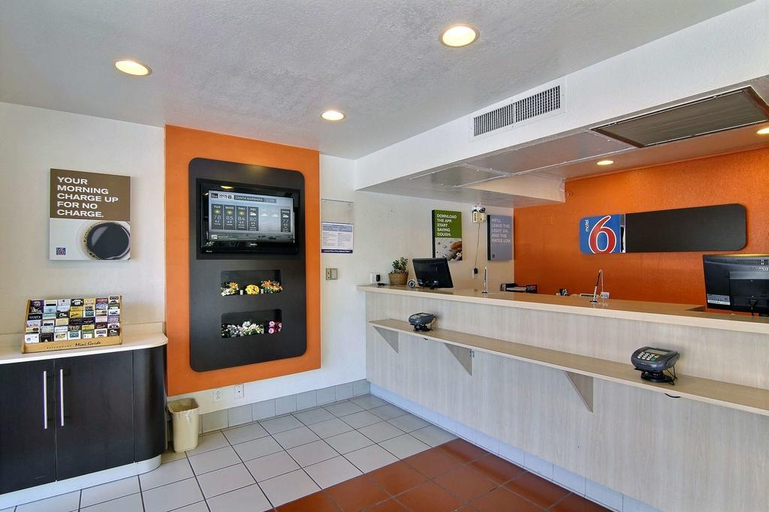 Public Area 3, Motel 6 Santa Barbara Carpinteria South, Santa Barbara