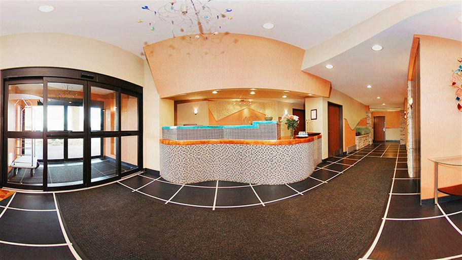 Public Area 2, HomeTowne Studios & Suites By Red Roof Washington, Washington