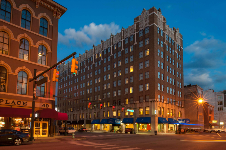 Hampton Inn Indianapolis Downtown Across from Circle Centre, Marion