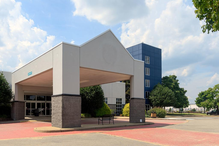 Exterior & Views 2, Sheraton Richmond Airport Hotel, Henrico