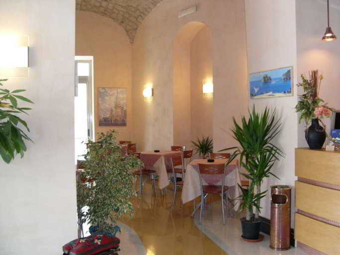 Public Area 2, Hotel Clarean, Napoli