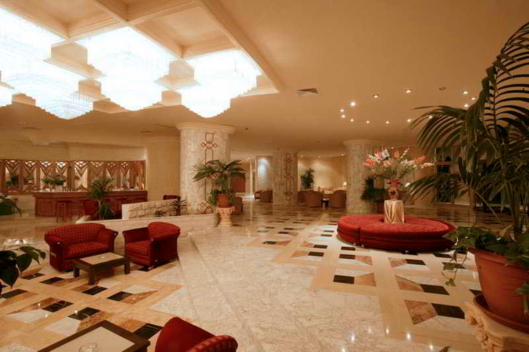 Public Area, Delphin El Habib, Monastir