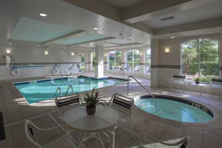 Sport & Beauty 3, Hilton Garden Inn Jackson/Madison, Madison